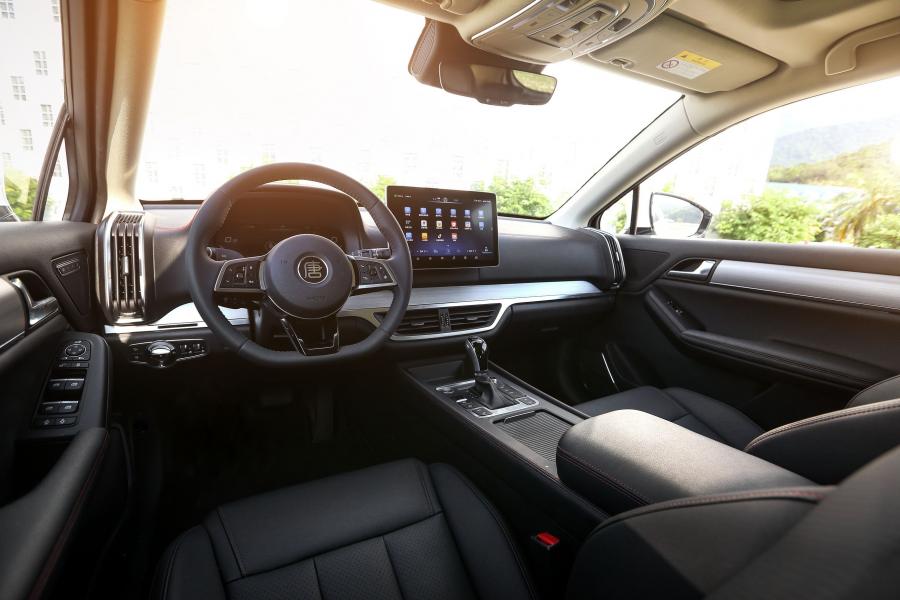 Торпедо BYD Tang 2018 года  (фото 4 из 22)
